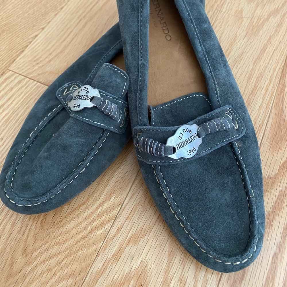 Bernardo grey suede driving moccasins